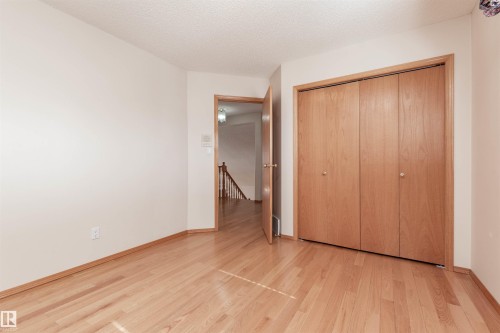 5735 161 Avenue, Edmonton, AB - Indoor Photo Showing Other Room