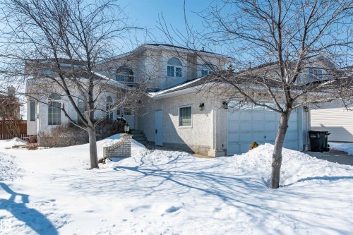 5735 161 Avenue, Edmonton, AB - Outdoor