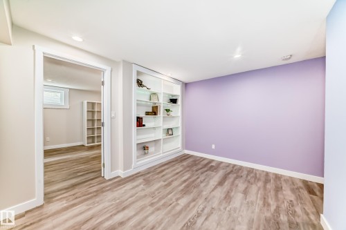 8608 37 Avenue, Edmonton, AB - Indoor Photo Showing Other Room