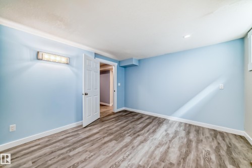 8608 37 Avenue, Edmonton, AB - Indoor Photo Showing Other Room