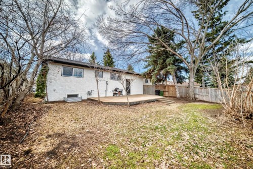 8608 37 Avenue, Edmonton, AB - Outdoor