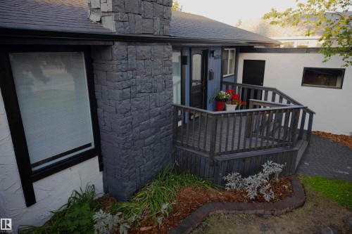 8608 37 Avenue, Edmonton, AB - Outdoor With Exterior