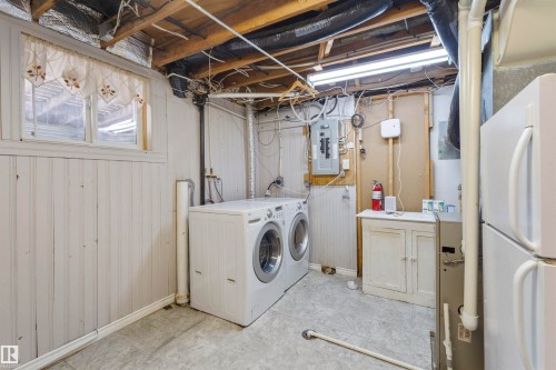 10715 135 Street, Edmonton, AB - Indoor Photo Showing Laundry Room