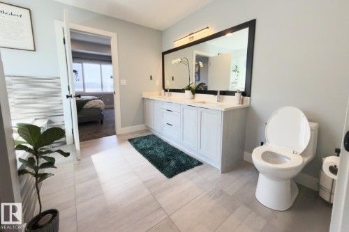 12846 204 Street, Edmonton, AB - Indoor Photo Showing Bathroom