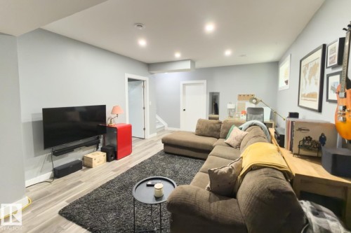 12846 204 Street, Edmonton, AB - Indoor