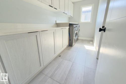 12846 204 Street, Edmonton, AB - Indoor Photo Showing Laundry Room