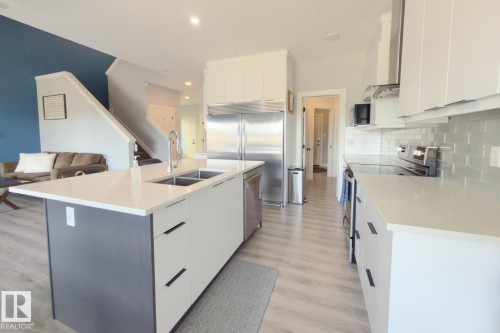 12846 204 Street, Edmonton, AB - Indoor Photo Showing Kitchen With Double Sink With Upgraded Kitchen