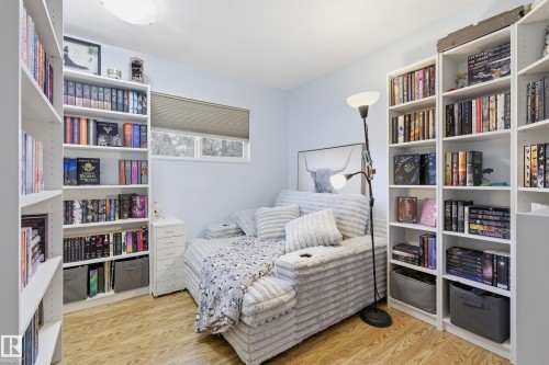 4503 48 Avenue, Onoway, AB - Indoor Photo Showing Bedroom