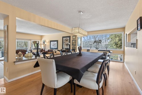 76 Willow Way, Edmonton, AB - Indoor Photo Showing Dining Room