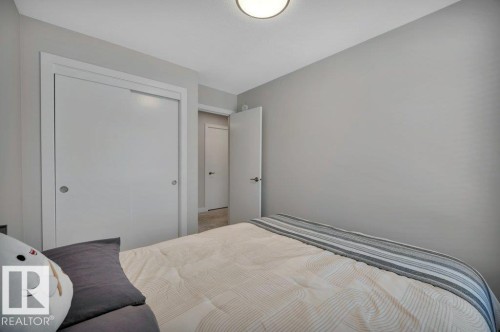 5 1729 Keene Crescent, Edmonton, AB - Indoor Photo Showing Bedroom
