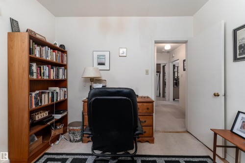 11315 75 Avenue, Edmonton, AB - Indoor Photo Showing Office