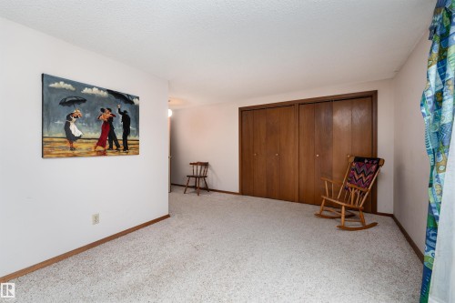 11315 75 Avenue, Edmonton, AB - Indoor Photo Showing Other Room