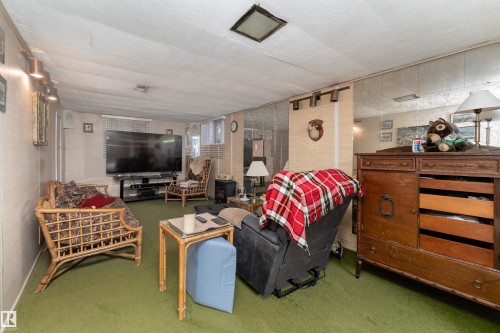 11315 75 Avenue, Edmonton, AB - Indoor