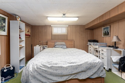 11315 75 Avenue, Edmonton, AB - Indoor Photo Showing Bedroom