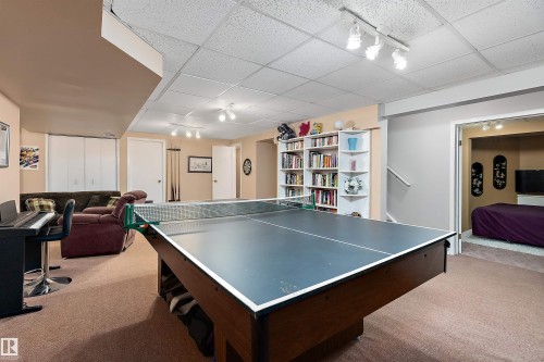 873 Ryan Pl, Edmonton, AB - Indoor Photo Showing Other Room