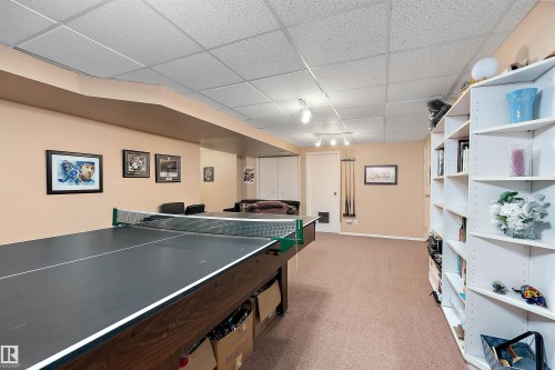 873 Ryan Pl, Edmonton, AB - Indoor Photo Showing Other Room