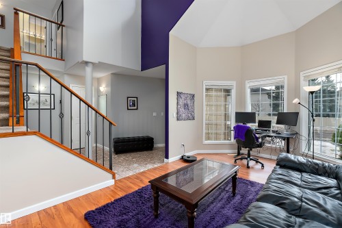 873 Ryan Pl, Edmonton, AB - Indoor