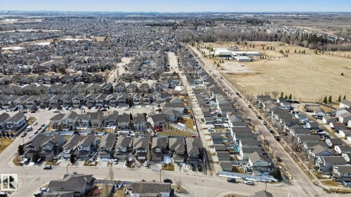 Aerial depiction of a residential subdivision featuring a mix of detached homes - 805 Hodgins Road, Edmonton, AB - Outdoor With View