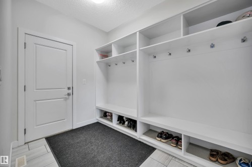17632 77 Street, Edmonton, AB - Indoor