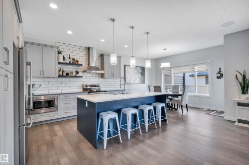 17632 77 Street, Edmonton, AB - Indoor Photo Showing Kitchen With Upgraded Kitchen