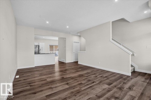 28 1051 Graydon Hill Bv, Edmonton, AB - Indoor Photo Showing Other Room