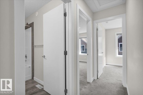 28 1051 Graydon Hill Bv, Edmonton, AB - Indoor Photo Showing Other Room