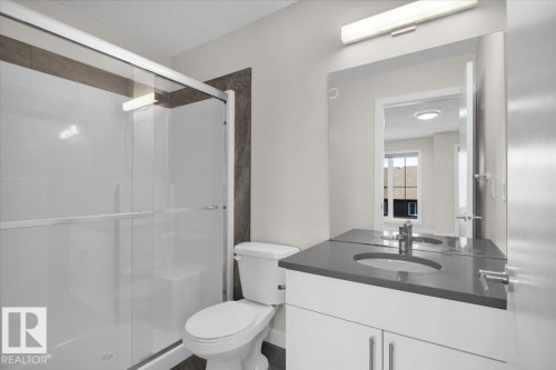 28 1051 Graydon Hill Bv, Edmonton, AB - Indoor Photo Showing Bathroom