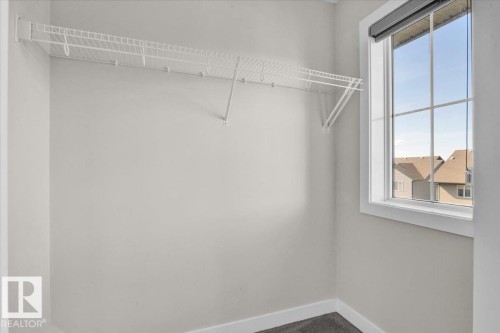 28 1051 Graydon Hill Bv, Edmonton, AB - Indoor With Storage