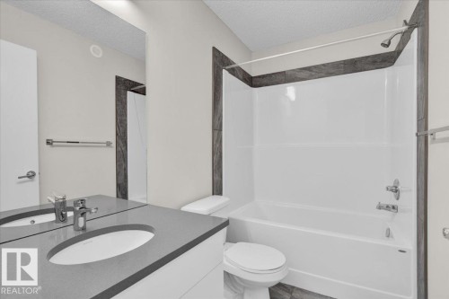 28 1051 Graydon Hill Bv, Edmonton, AB - Indoor Photo Showing Bathroom