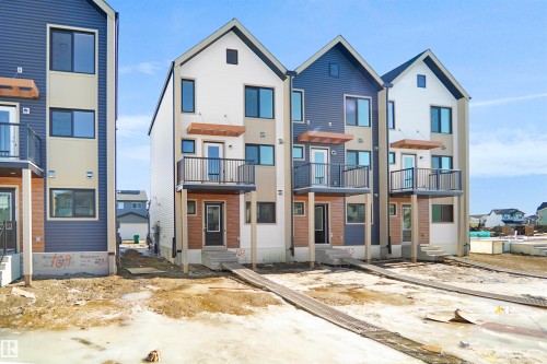 76 Elliott Wynd, Fort Saskatchewan, AB - Outdoor With Facade