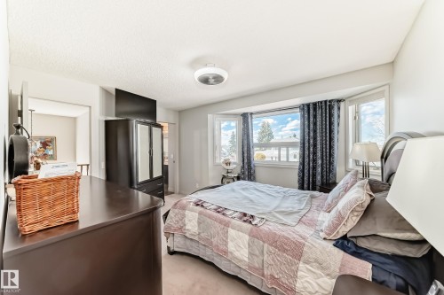 84 Jefferson Road, Edmonton, AB - Indoor Photo Showing Bedroom