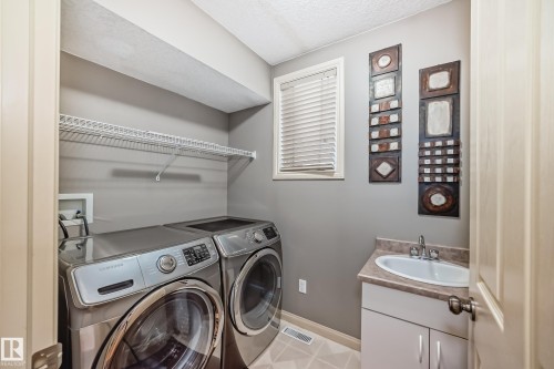 241 Darlington Crescent, Edmonton, AB 