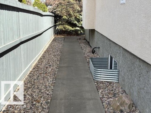 241 Darlington Crescent, Edmonton, AB 