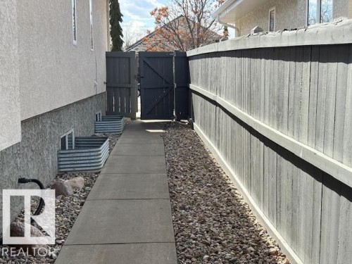 241 Darlington Crescent, Edmonton, AB 