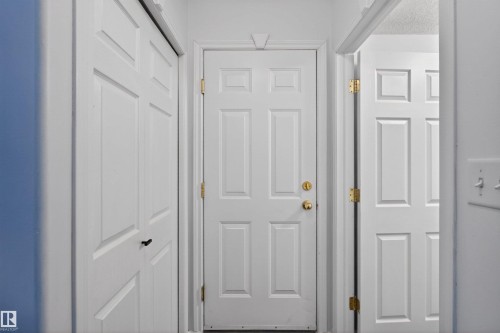 Image quality insufficient for description - 6 1237 Carter Crest Road, Edmonton, AB 