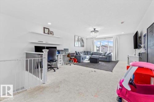 915 177 Street, Edmonton, AB - Indoor