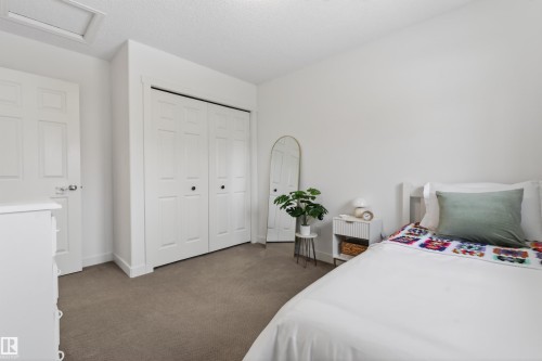 603 Beach Avenue, Cold Lake, AB - Indoor Photo Showing Bedroom