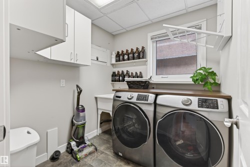 603 Beach Avenue, Cold Lake, AB - Indoor Photo Showing Laundry Room