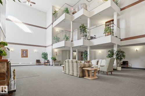 309 20 Grange Drive, St. Albert, AB - Indoor Photo Showing Other Room