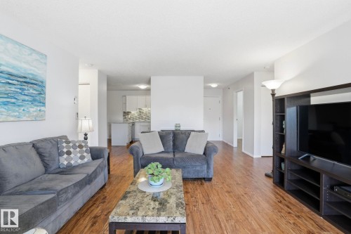 309 20 Grange Drive, St. Albert, AB - Indoor Photo Showing Living Room