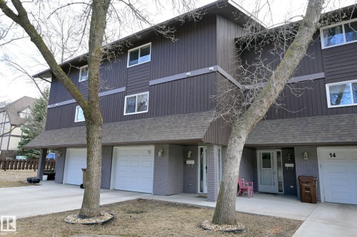 15 Glaewyn Es, St. Albert, AB - Outdoor