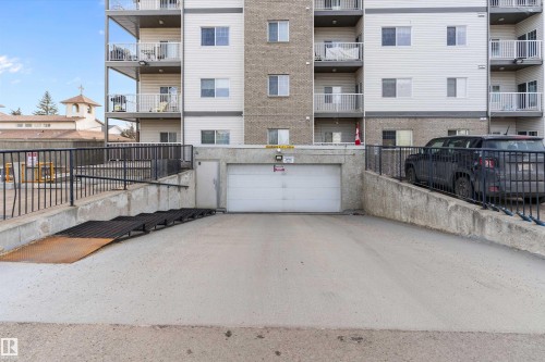 211 16715 100 Avenue, Edmonton, AB - Outdoor With Exterior