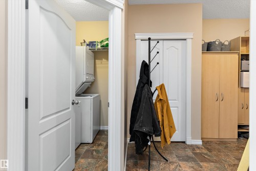 211 16715 100 Avenue, Edmonton, AB - Indoor Photo Showing Laundry Room