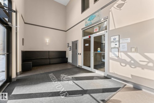251 6079 Maynard Way, Edmonton, AB - Indoor Photo Showing Other Room