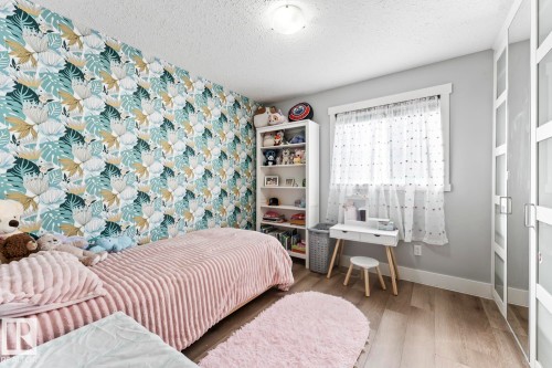 5706 Meadow Way, Cold Lake, AB - Indoor Photo Showing Bedroom