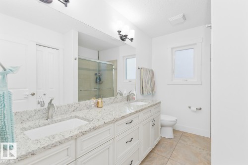 5706 Meadow Way, Cold Lake, AB - Indoor Photo Showing Bathroom