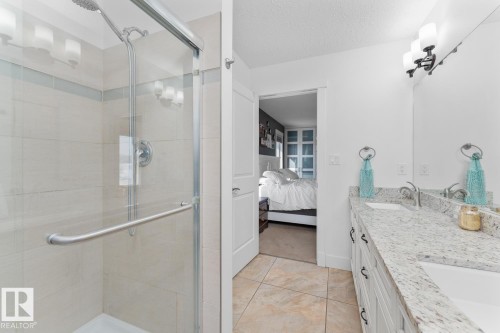 5706 Meadow Way, Cold Lake, AB - Indoor Photo Showing Bathroom