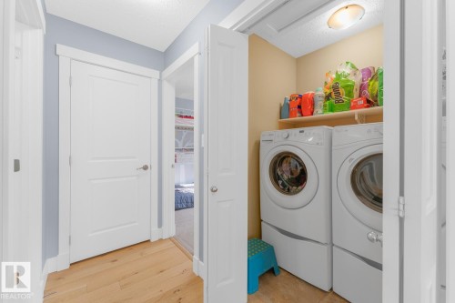 5706 Meadow Way, Cold Lake, AB - Indoor Photo Showing Laundry Room