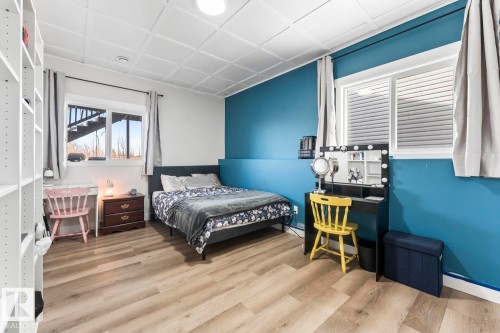 5706 Meadow Way, Cold Lake, AB - Indoor Photo Showing Bedroom