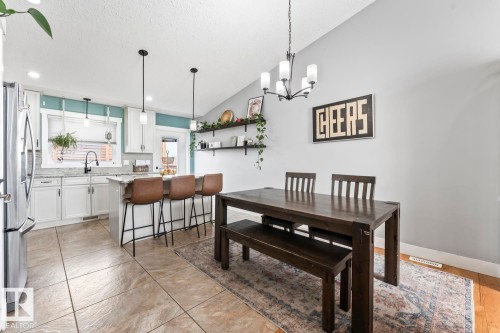 5706 Meadow Way, Cold Lake, AB - Indoor Photo Showing Dining Room